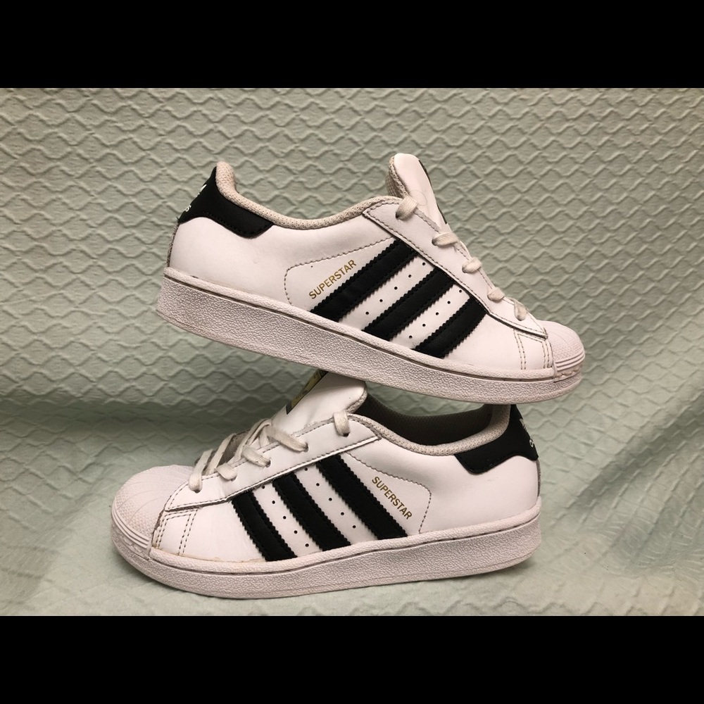 Adidas Superstar
